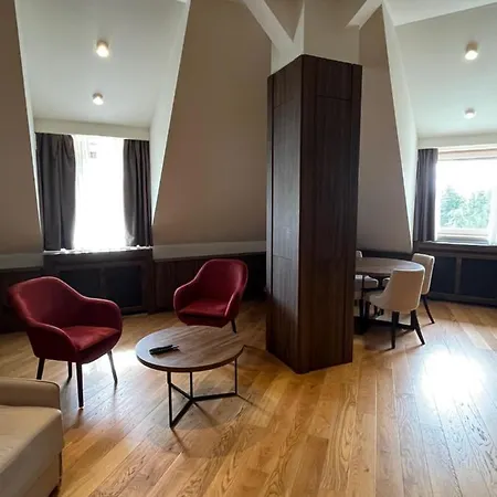 Daire Kula Andjela Konaci - Centar *