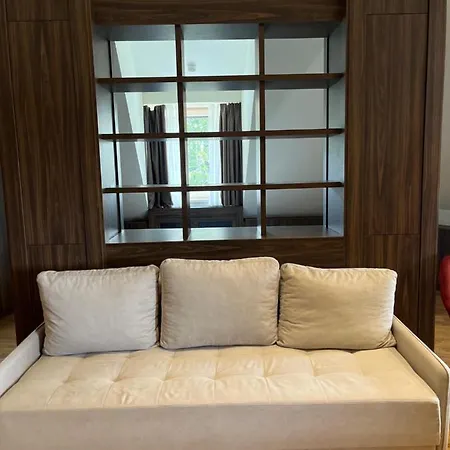 Daire Kula Andjela Konaci - Centar *